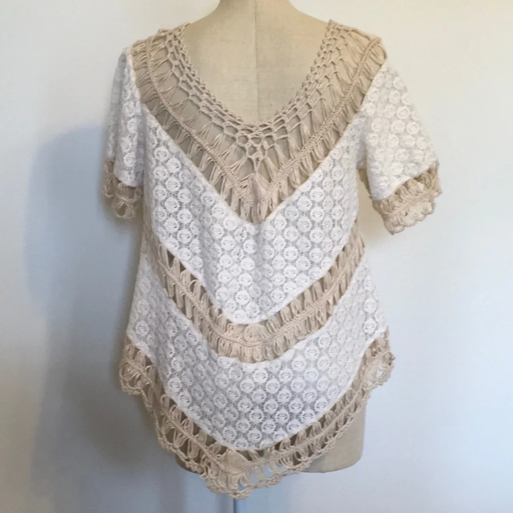 Umgee Tan/Cream Crochet/Macrame Boho Tunic Sz M - Picture 5 of 8